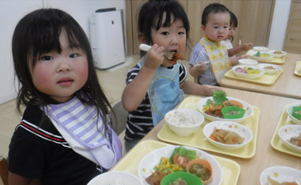 服部幸應監修 「食育レシピ」を使用しています